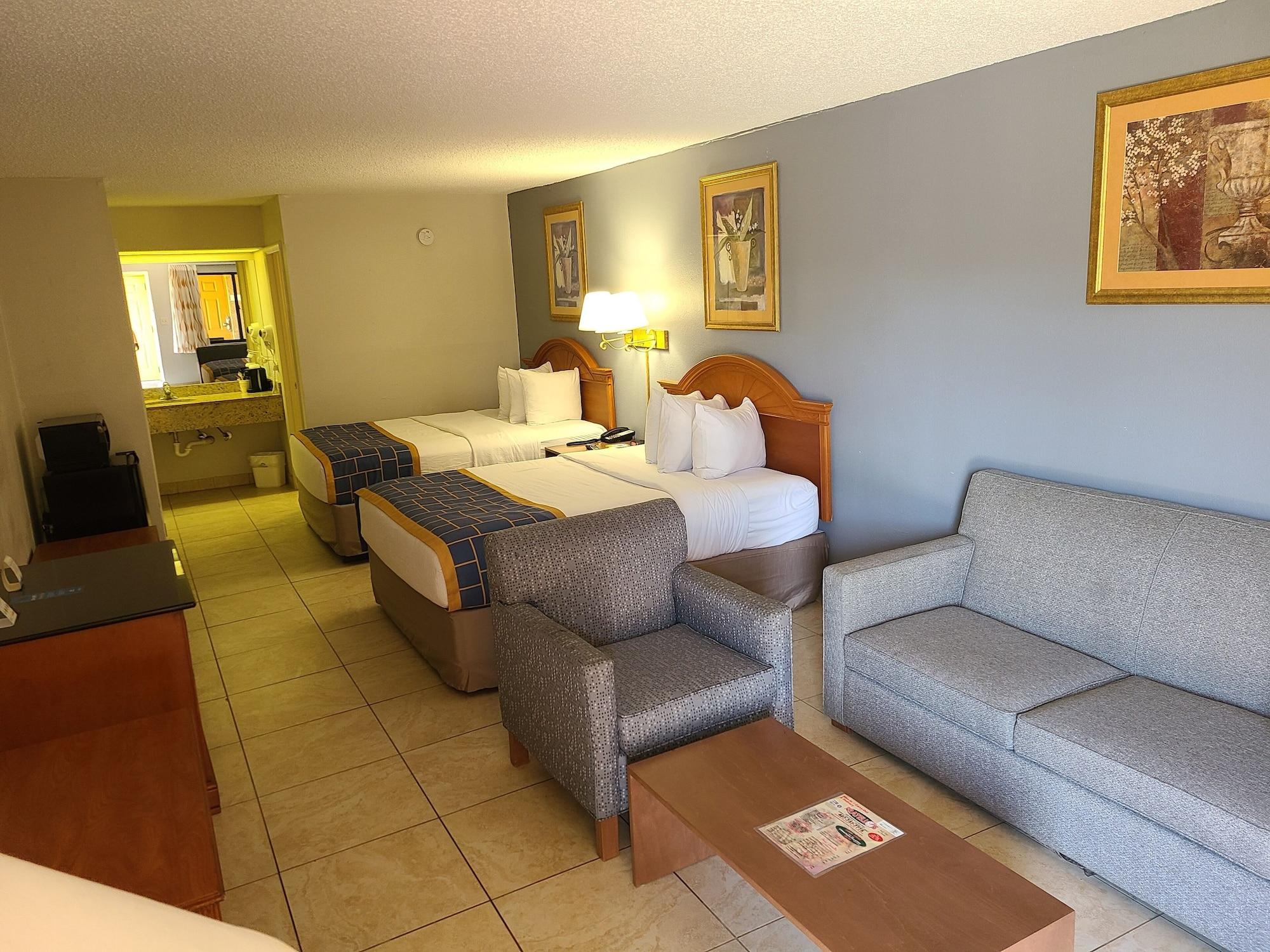 Quality Inn & Suites Orlando East - Ucf Area Alafaya Exterior photo